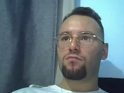 Snapshot of piazaocwb23 chatting on 1, 4, 2026 piazaocwb23 online show from 1, 4, 2026