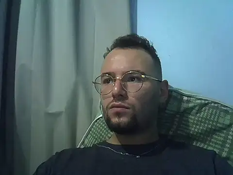 Snapshot of piazaocwb23 chatting on 3, 4, 2026 piazaocwb23 online show from 3, 4, 2026