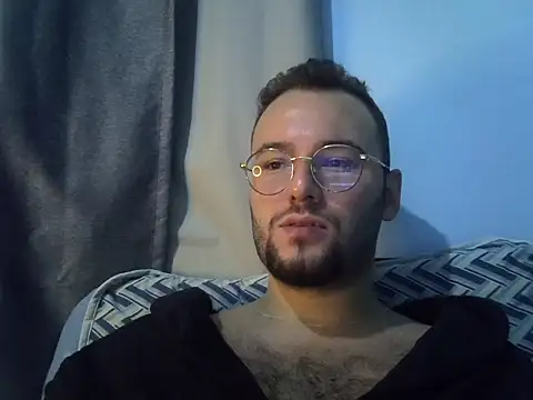 Snapshot of piazaocwb23 chatting on 15, 4, 2026 piazaocwb23 online show from 15, 4, 2026