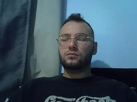 Snapshot of piazaocwb23 chatting on 19, 4, 2026 piazaocwb23 online show from 19, 4, 2026