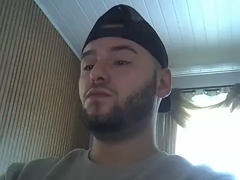 Snapshot of piazaocwb23 chatting on 22, 4, 2026 piazaocwb23 online show from 22, 4, 2026