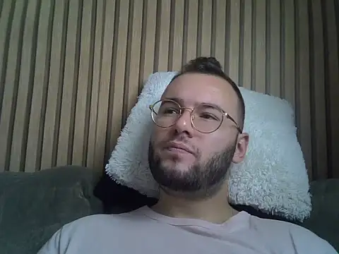 Snapshot of piazaocwb23 chatting on 23, 4, 2026 piazaocwb23 online show from 23, 4, 2026