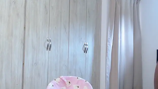 Snapshot of jax_f00x chatting on 15, 4, 2026 jax f00x online show from 15, 4, 2026