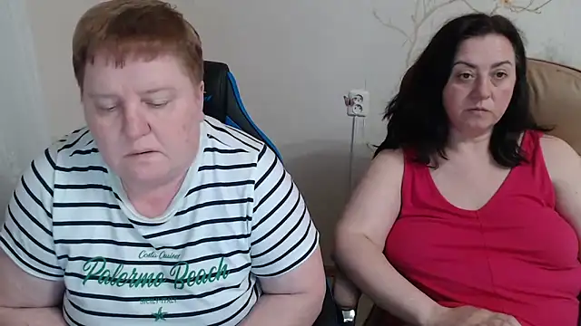 Snapshot of Lindy-Jeanie chatting on 18, 4, 2026 Lindy-Jeanie online show from 18, 4, 2026