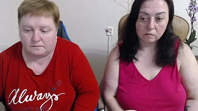 Snapshot of Lindy-Jeanie chatting on 20, 4, 2026 Lindy-Jeanie online show from 20, 4, 2026