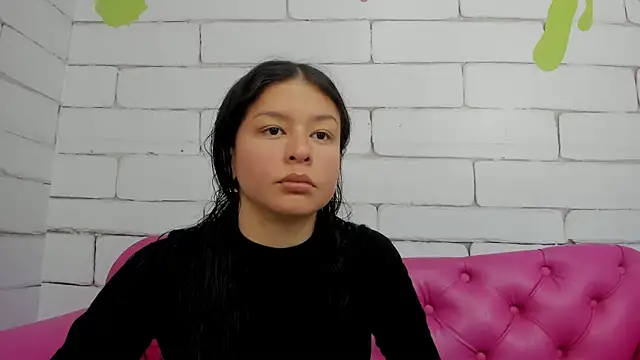 Snapshot of Danna_Greyy chatting on 22, 4, 2026 Danna Greyy online show from 22, 4, 2026
