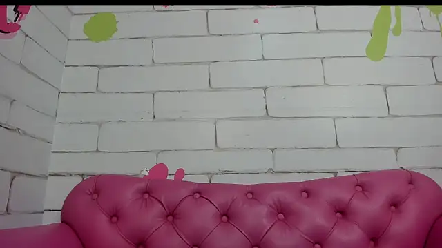 Snapshot of Danna_Greyy chatting on 28, 4, 2026 Danna Greyy online show from 28, 4, 2026