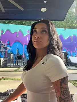 Snapshot of FerrariFrench chatting on 2, 3, 2026 FerrariFrench online show from 2, 3, 2026