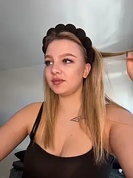 Snapshot of bettyloveu chatting on 19, 3, 2026 bettyloveu online show from 19, 3, 2026