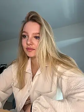 Snapshot of bettyloveu chatting on 24, 3, 2026 bettyloveu online show from 24, 3, 2026