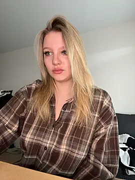 Snapshot of bettyloveu chatting on 30, 3, 2026 bettyloveu online show from 30, 3, 2026