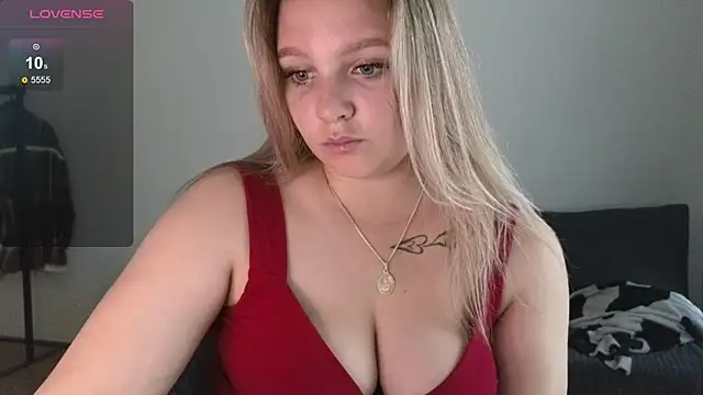 Snapshot of bettyloveu chatting on 6, 7, 2026 bettyloveu online show from 6, 7, 2026