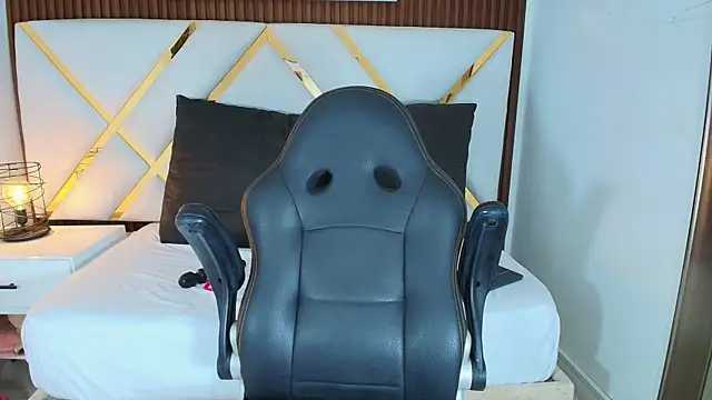 Snapshot of Sluttyysucker_ chatting on 24, 3, 2026 Sluttyysucker online show from 24, 3, 2026