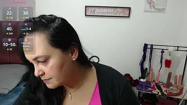 Snapshot of Veroniicabbw_ chatting on 1, 4, 2026 Veroniicabbw online show from 1, 4, 2026