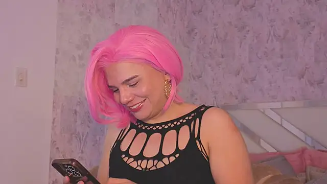 april summer  online show from 9, 4, 2026