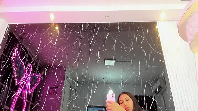 Mia hornny  online show from 28, 6, 2026