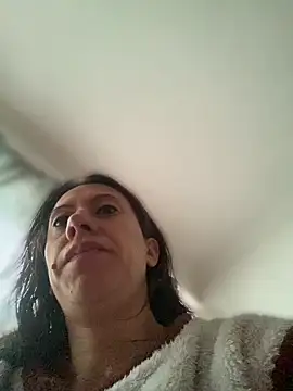 Snapshot of ItsAmara chatting on 18, 4, 2026 ItsAmara online show from 18, 4, 2026