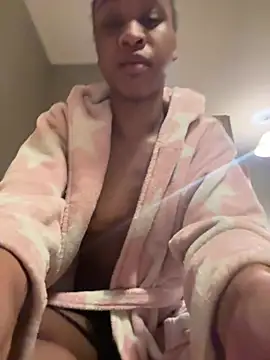 Halligirl online show from 13, 3, 2026