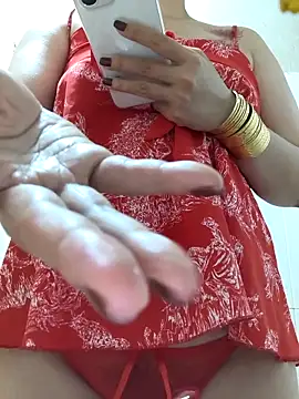 Snapshot of Love_forever_69 chatting on 1, 4, 2026 Love forever 69 online show from 1, 4, 2026