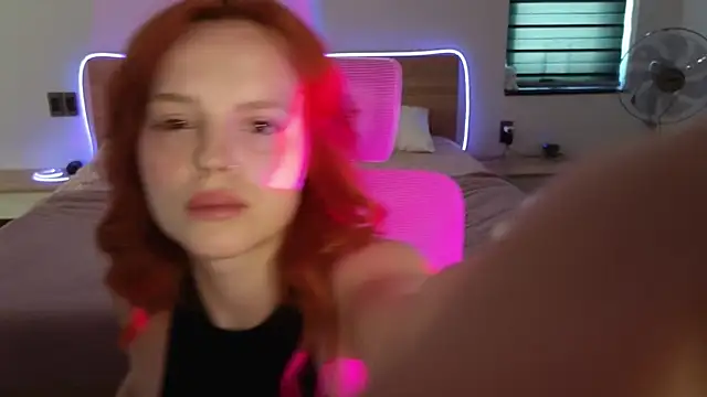 Snapshot of mollybossy chatting on 19, 3, 2026 mollybossy online show from 19, 3, 2026