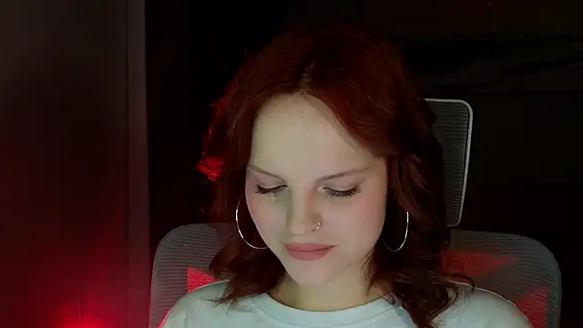 Snapshot of mollybossy chatting on 18, 4, 2026 mollybossy online show from 18, 4, 2026