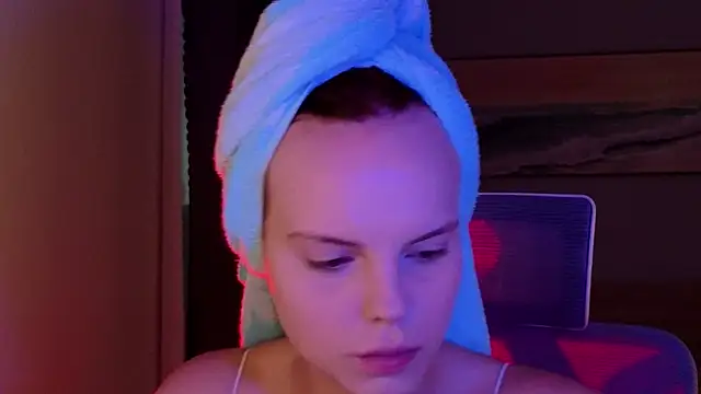 Snapshot of mollybossy chatting on 26, 4, 2026 mollybossy online show from 26, 4, 2026