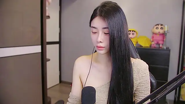 Snapshot of XiaoYuBao- chatting on 12, 4, 2026 XiaoYuBao- online show from 12, 4, 2026