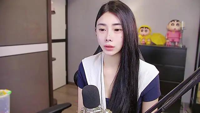 Snapshot of XiaoYuBao- chatting on 19, 4, 2026 XiaoYuBao- online show from 19, 4, 2026