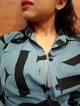 Snapshot of ritika_gupta02 chatting on 31, 3, 2026 ritika gupta02 online show from 31, 3, 2026