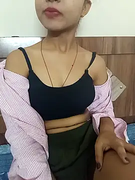 Snapshot of ritika_gupta02 chatting on 2, 4, 2026 ritika gupta02 online show from 2, 4, 2026