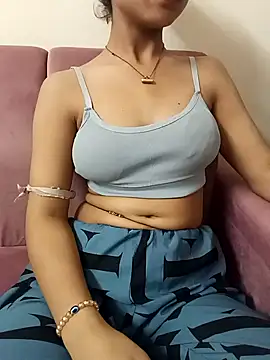 Snapshot of ritika_gupta02 chatting on 7, 4, 2026 ritika gupta02 online show from 7, 4, 2026
