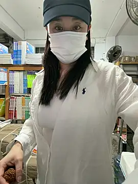 Snapshot of zhizhibaobei chatting on 19, 4, 2026 zhizhibaobei online show from 19, 4, 2026