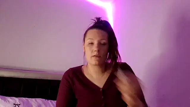 Snapshot of NofaceNocase34xx chatting on 15, 4, 2026 NofaceNocase34xx online show from 15, 4, 2026