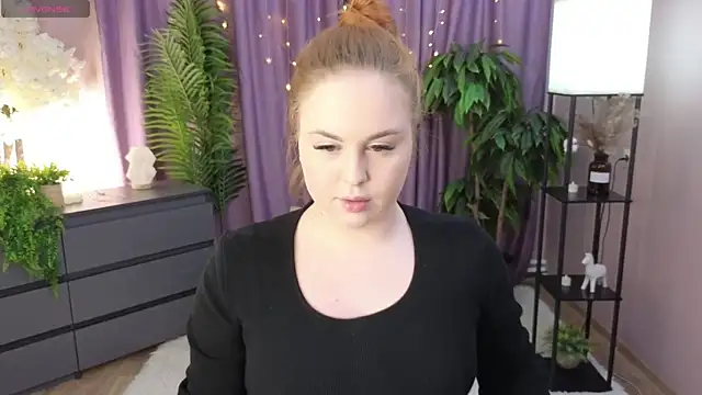 Snapshot of VanesaClark chatting on 13, 4, 2026 VanesaClark online show from 13, 4, 2026