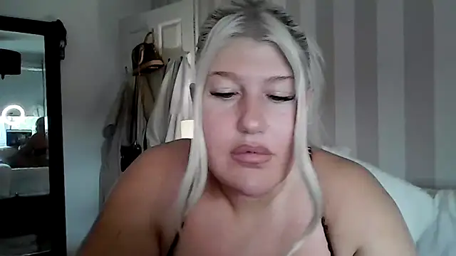 Lexi Laura online show from 20, 5, 2026