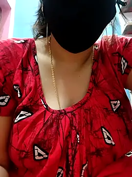 tulidas96778 online show from 8, 4, 2026