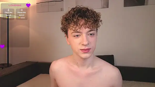 Snapshot of Angel_Crave chatting on 2, 4, 2026 Angel Crave online show from 2, 4, 2026
