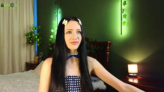 Snapshot of Tori_Blaze chatting on 27, 4, 2026 Tori Blaze online show from 27, 4, 2026