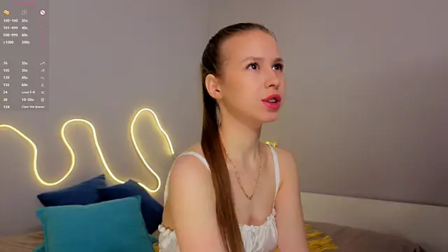 Snapshot of Emma_dream_ chatting on 21, 4, 2026 Emma dream online show from 21, 4, 2026