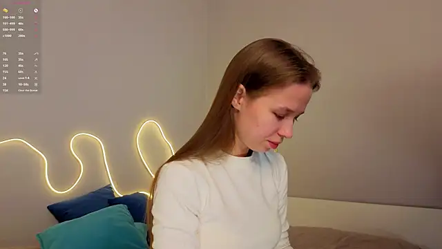 Snapshot of Emma_dream_ chatting on 2, 5, 2026 Emma dream online show from 2, 5, 2026