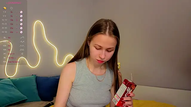 Snapshot of Emma_dream_ chatting on 14, 6, 2026 Emma dream online show from 14, 6, 2026