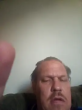 Snapshot of yourMasterisBored chatting on 15, 3, 2026 yourMasterisBored online show from 15, 3, 2026