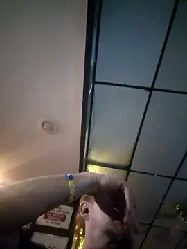 Snapshot of yourMasterisBored chatting on 31, 3, 2026 yourMasterisBored online show from 31, 3, 2026