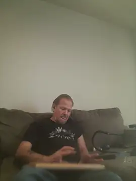 Snapshot of yourMasterisBored chatting on 2, 4, 2026 yourMasterisBored online show from 2, 4, 2026