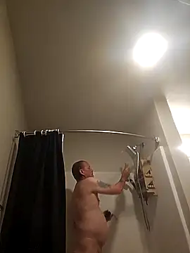 Snapshot of yourMasterisBored chatting on 20, 4, 2026 yourMasterisBored online show from 20, 4, 2026