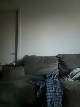 Snapshot of yourMasterisBored chatting on 21, 4, 2026 yourMasterisBored online show from 21, 4, 2026