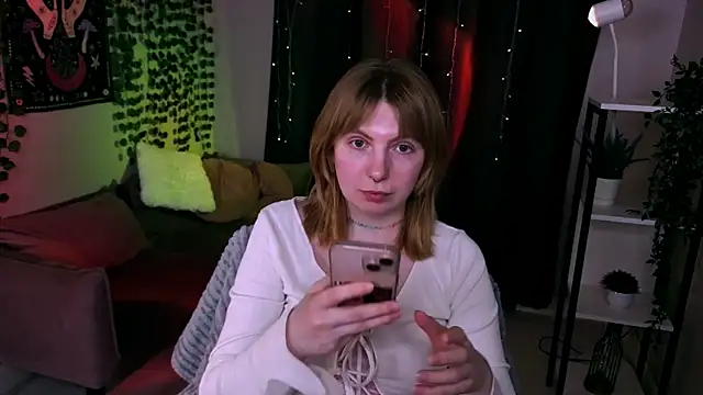 susie miu online show from 24, 6, 2026