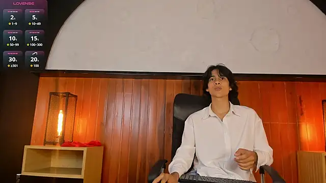 Snapshot of Cheys_Mast chatting on 23, 7, 2026 Cheys Mast online show from 23, 7, 2026