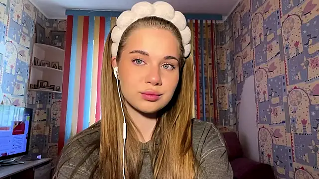 Snapshot of Miss_Blessnyth chatting on 22, 4, 2026 Miss Blessnyth online show from 22, 4, 2026