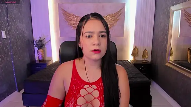 Snapshot of Emily-brown_ chatting on 1, 4, 2026 Emily-brown online show from 1, 4, 2026